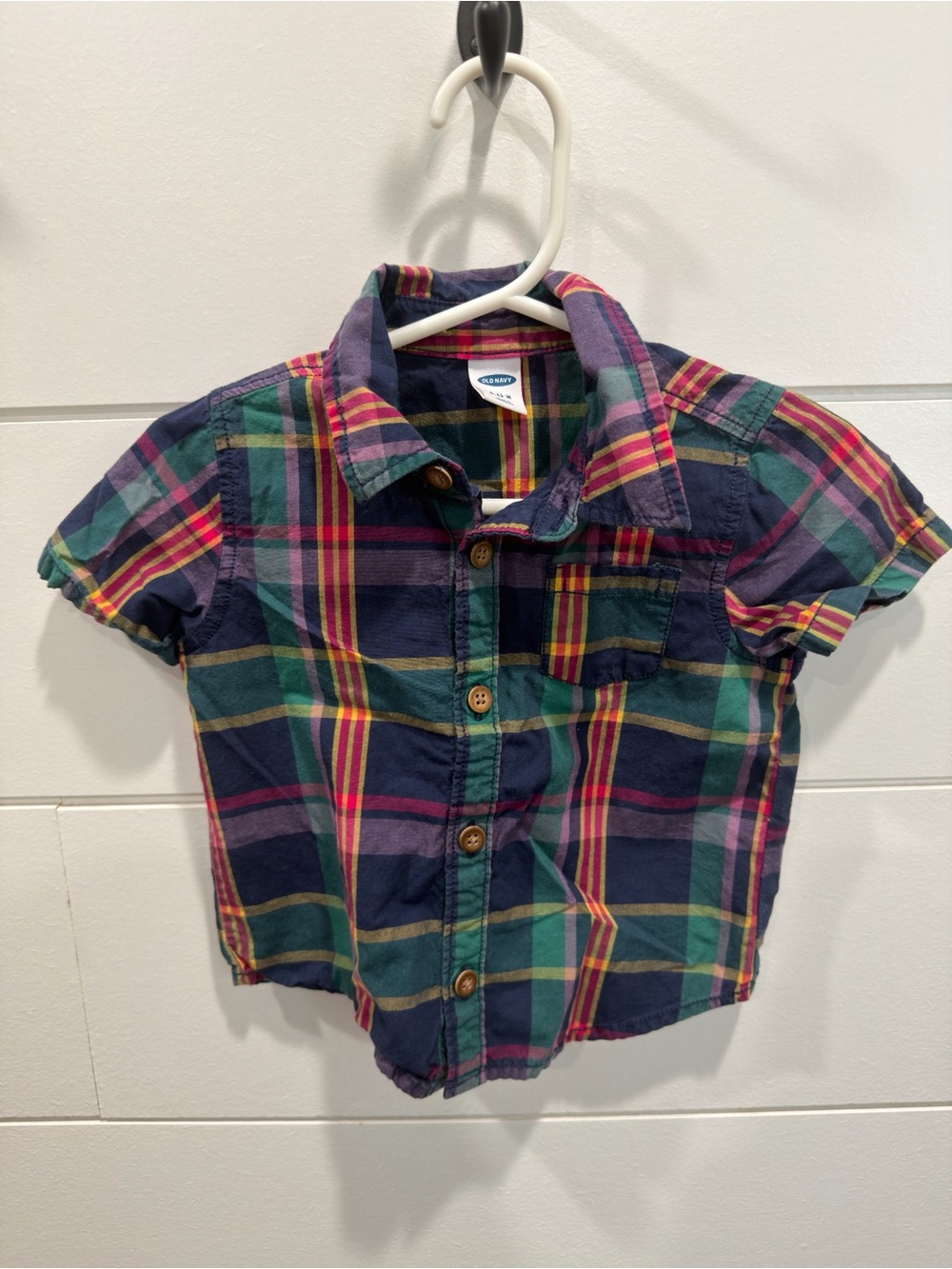 Old Navy Navy Plaid Short-Sleeve Button-Down Shirt